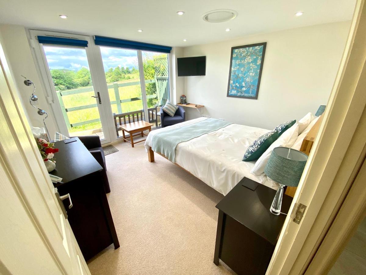 A Secluded Self Contained Country Suite With A View - Parking, Easy Access To Bath Corsham Extérieur photo