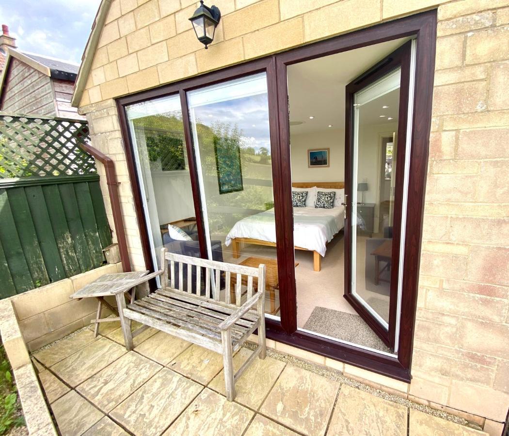 A Secluded Self Contained Country Suite With A View - Parking, Easy Access To Bath Corsham Extérieur photo